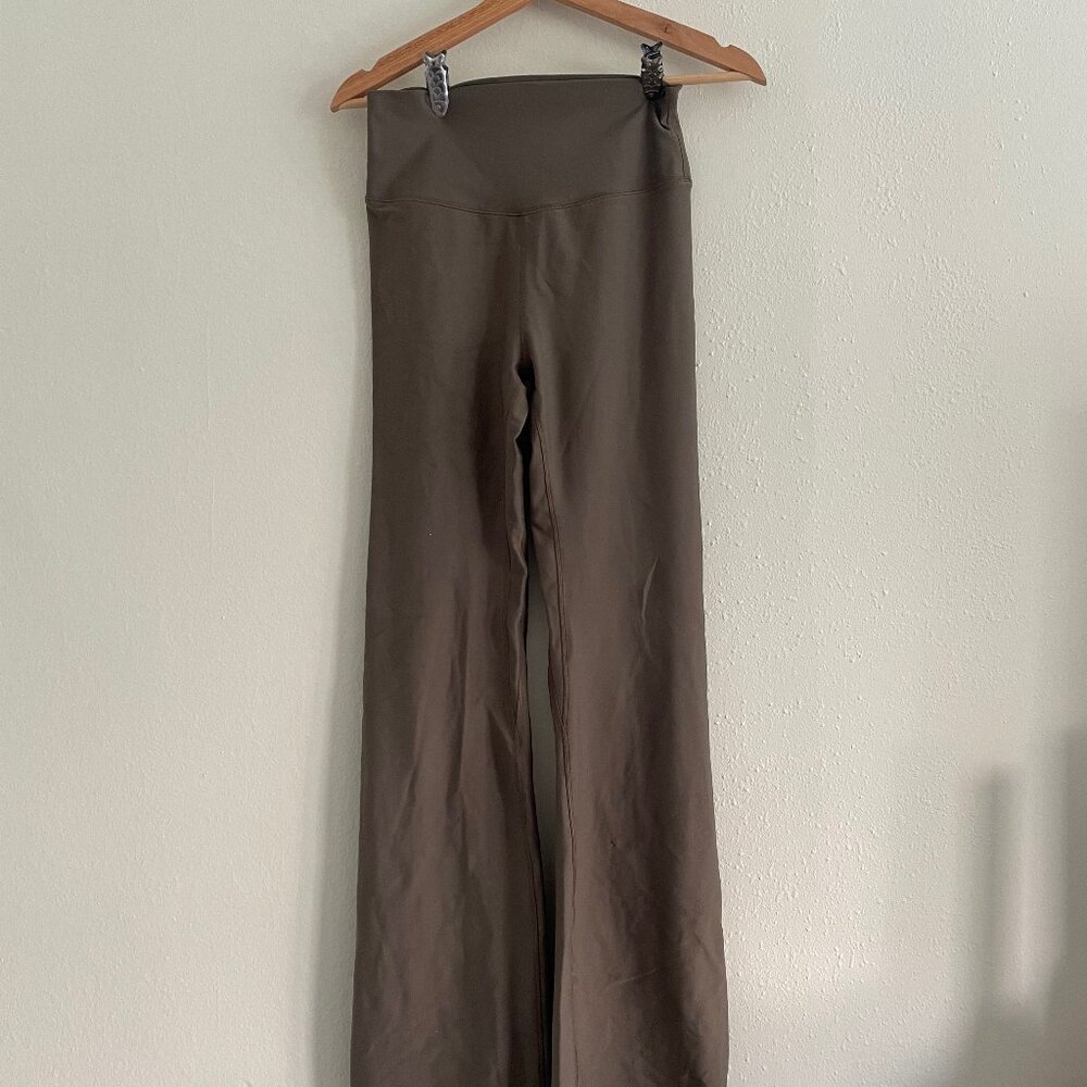 YPB (Abercrombie) Flared Yoga Pants, Size M